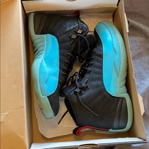 Air jordan 12 retro 8.5